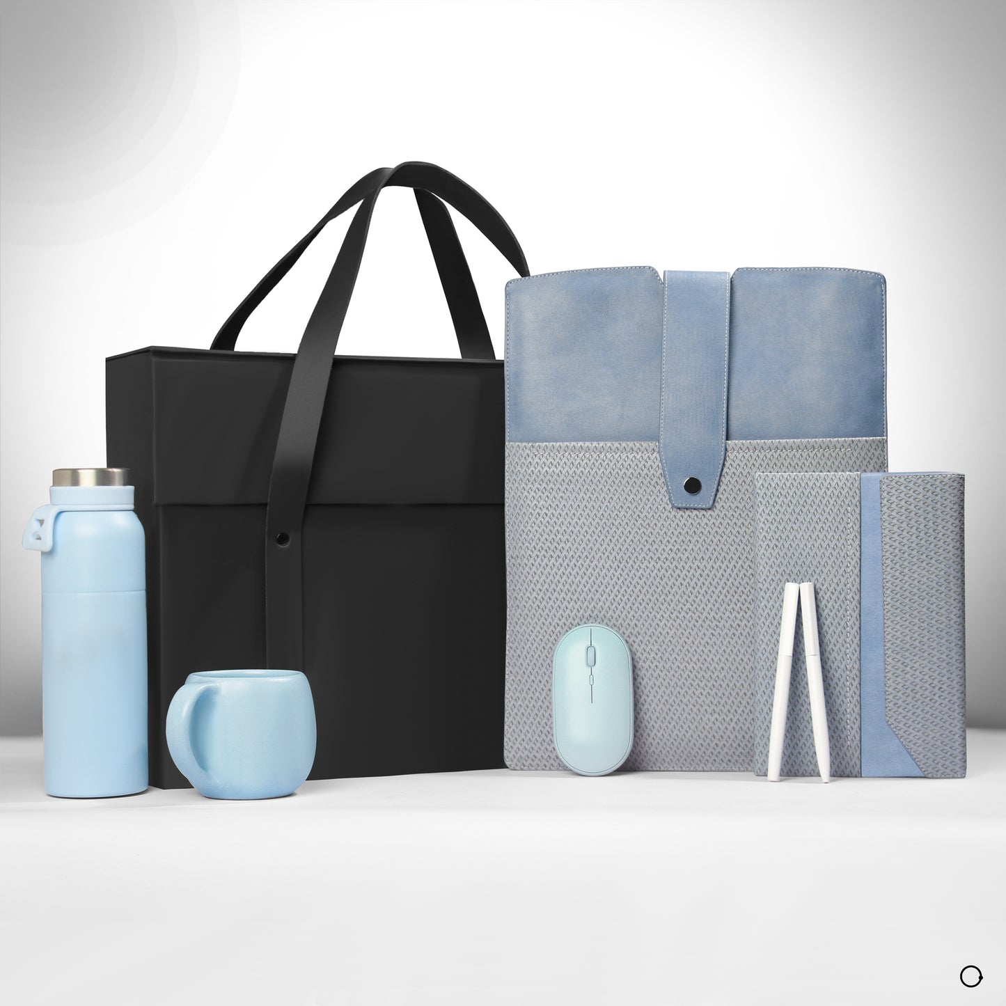Complete office desk accessories kit for professionals