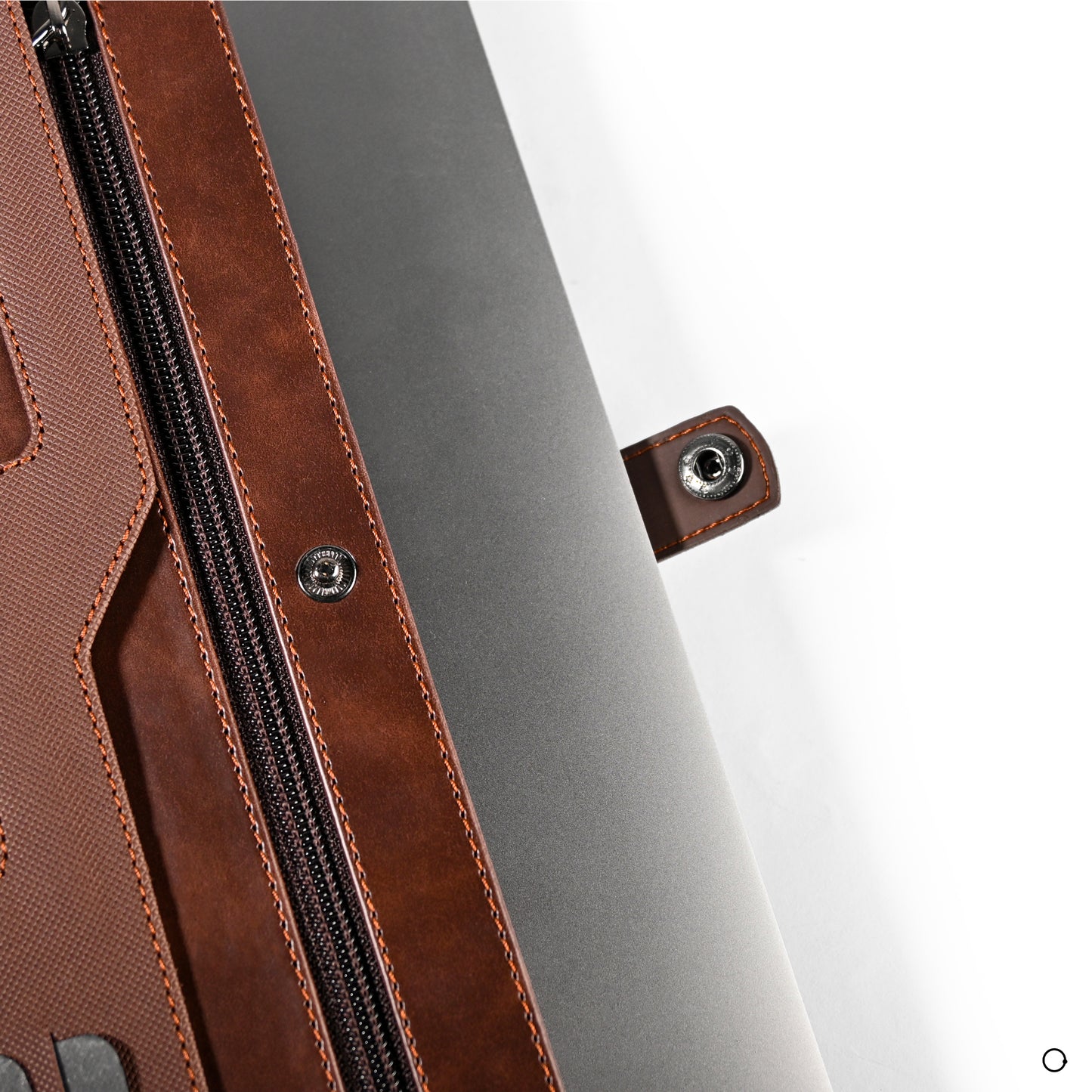 Brown slim laptop sleeve