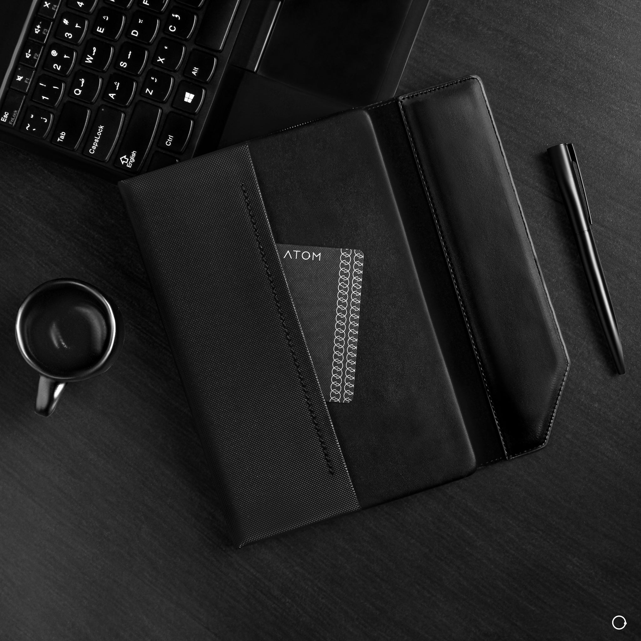 notebook with magnet lock 