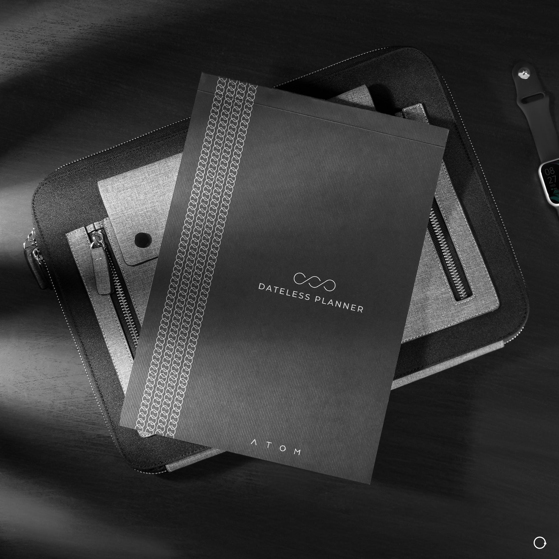 
-50 white papers with Dimensions 30 cm×21 cm

