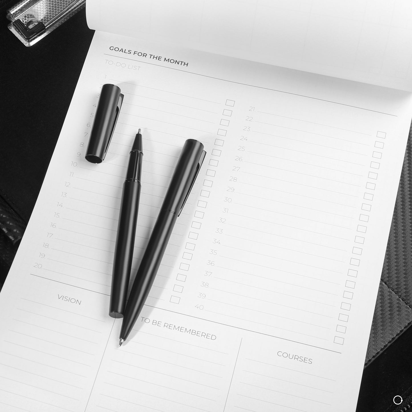 black pen set 
