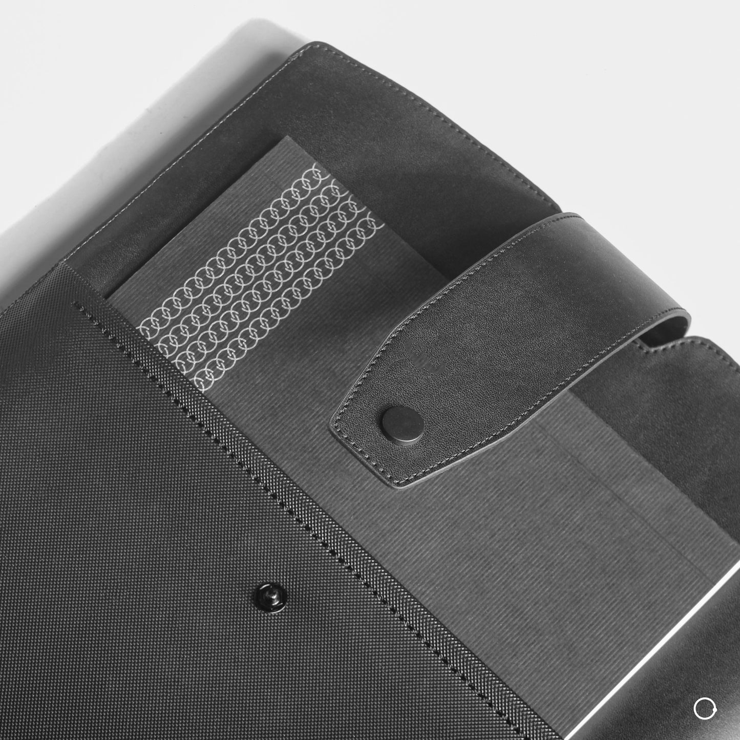  laptop sleeve with Capsule lock